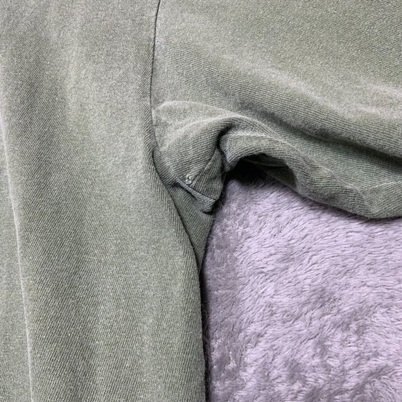 Sturgis T Shirt Mens XL Green Biker Motorcycle Fest Y2K Retro Rock Wings Chopper - Picture 9 of 10